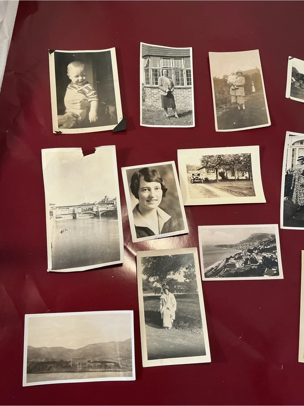 Lot of 12 vintage photos collection